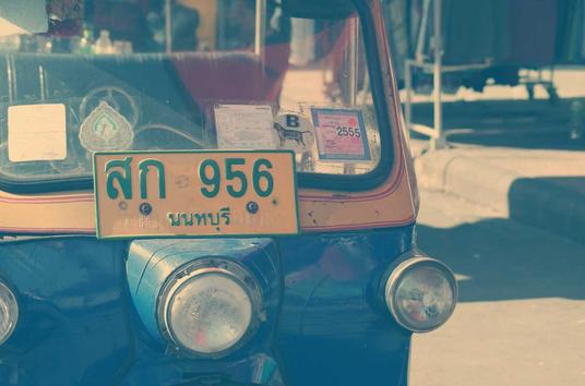 WeClone用微信聊天记录微调大语言模型